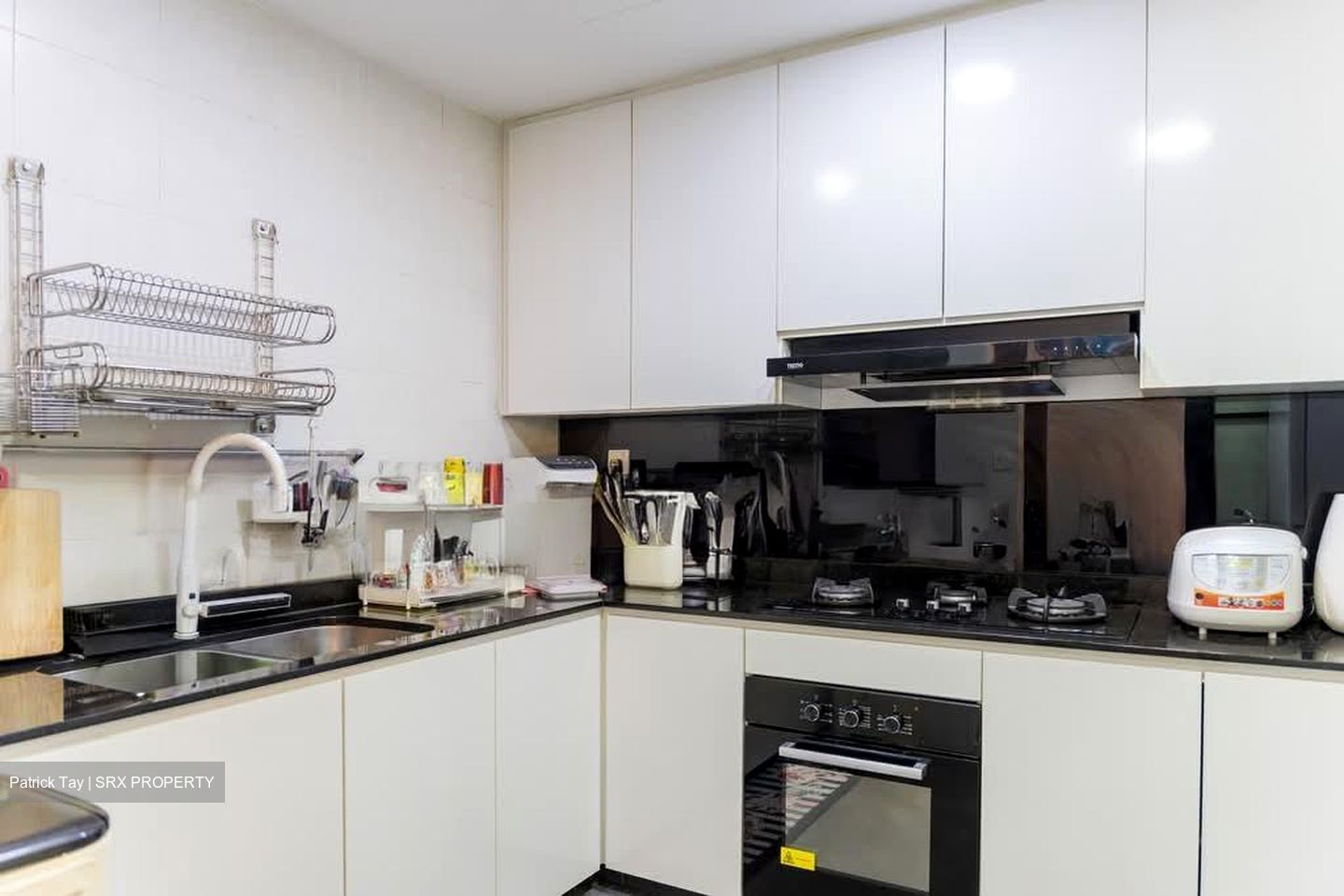 Palm Gardens (D23), Condominium #558416861